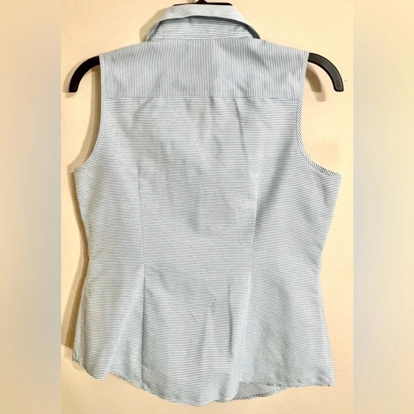 TALBOTS Women’s Haberdashery Petites Sleeveless Blue Stripe Button‎ Down Size 4P - Picture 10 of 13